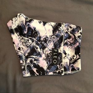 Fleo Shorts! Mystic Marble. Size M